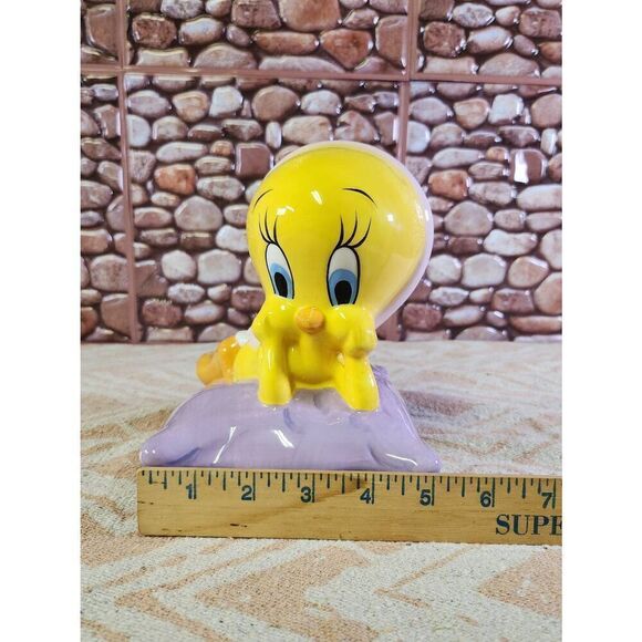 Looney Tunes Warner Bros Tweety Bird on Pillow Ceramic Coin Bank - Picture 8 of 9